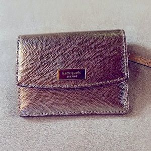 Gold wallet